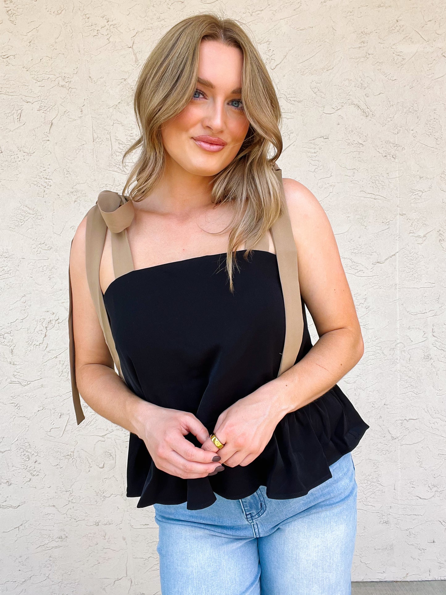 RUFFLE CROP TOP