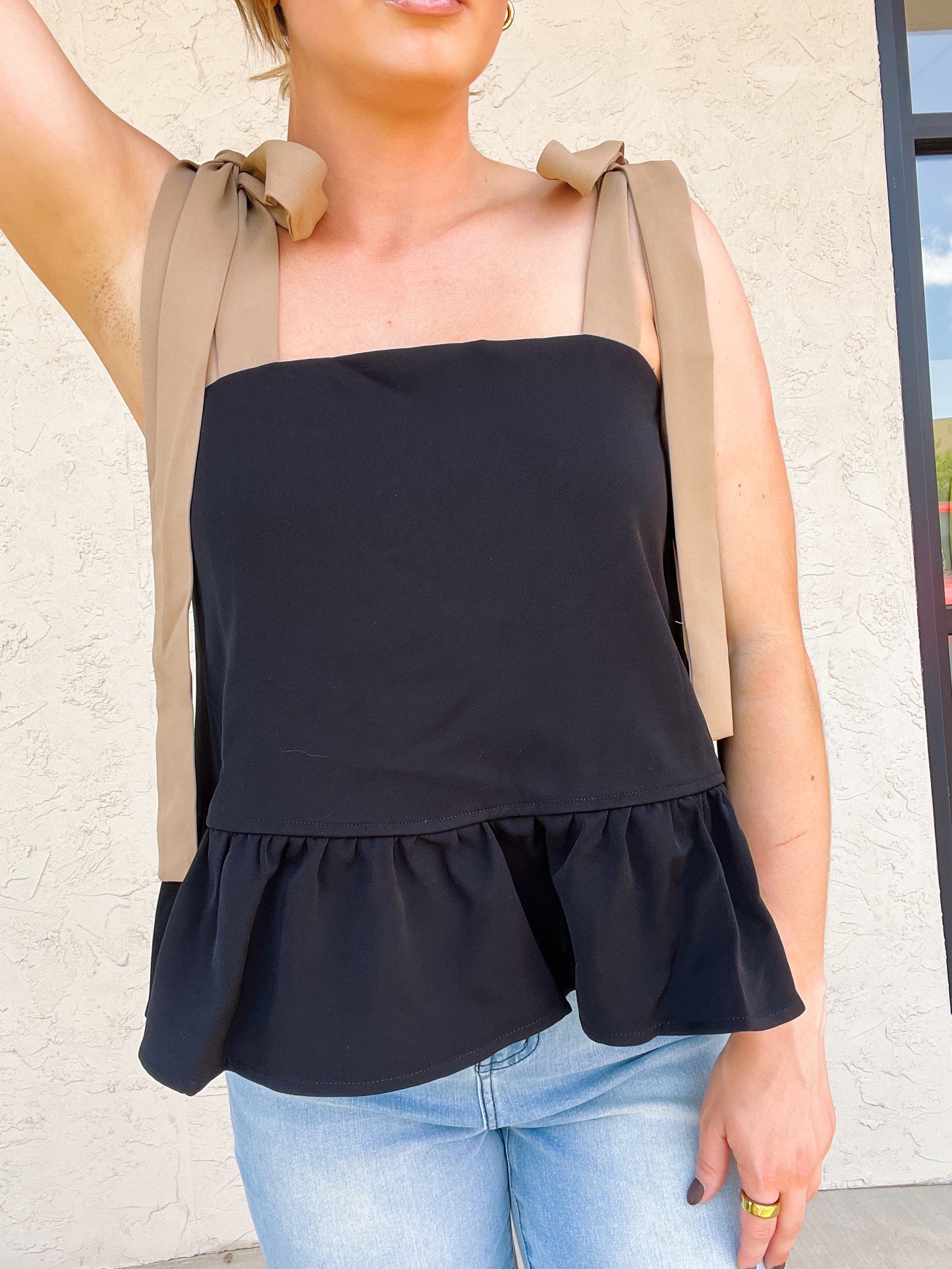 RUFFLE CROP TOP