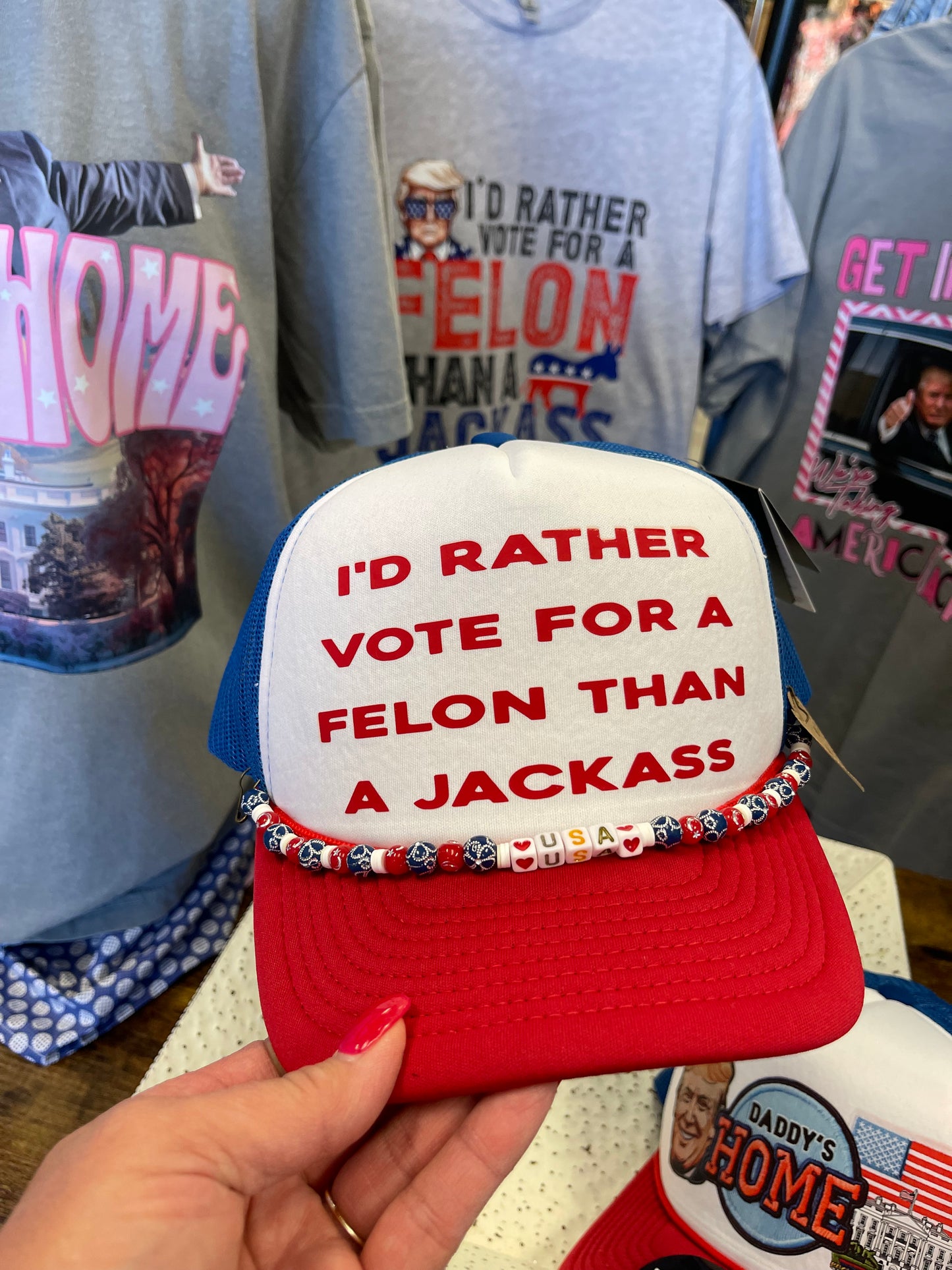 Trump “felon” hat