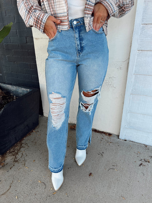 Always on My mind  distressed high waist jeans